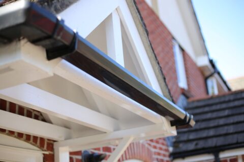 Quality London, Surrey, & Devon Roofer company